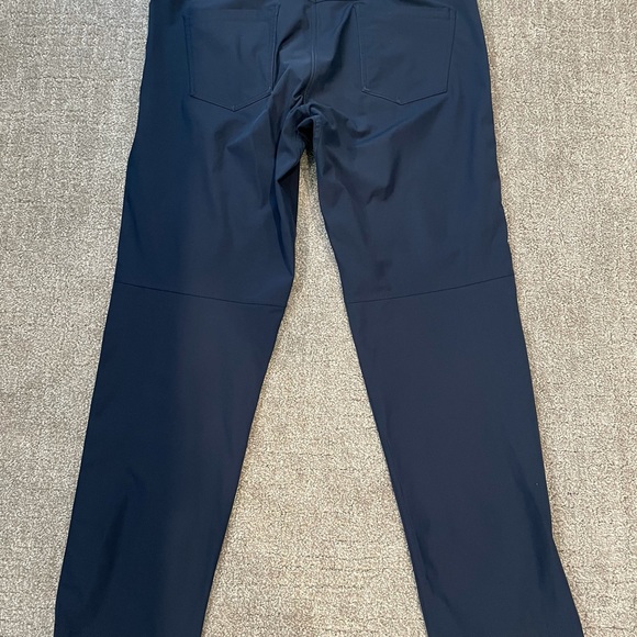 Lululemon men’s ABC pants. - Picture 7 of 13